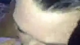 مساعدة ربة منزل متشوقة تتحول إلى جلسة نيك إكس إكس إكس
