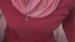 نيك هاردكور يجعل العاهرة المحجبة الماليزية تقذف مرارًا وتكرارًا