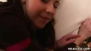 سحاقيات مراهقات غير محميات في جلسة دعك صريحة
