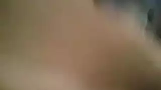 عبادة الثدي الصريحة مع مص وإرضاع رجالي