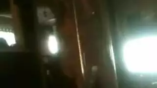 مثير الصبي القطب راقصة يحصل انتهاك جميع الثقوب