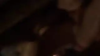 قضيب داني دانيلز الضخم يملأ فرج الشقراء