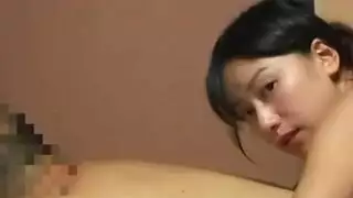 وضعية الكلب بشغف لفتاة آسيوية ساخنة بلا فلس