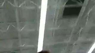 جلسة جماعية مع السكرتيرة في البرية