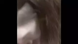 فحص لعق سحاقي: لسان يفحص كل فتحة مبللة