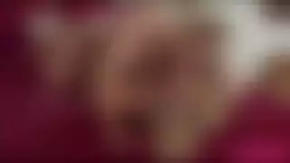 الفتيات الشقراء تمارسن الجنس بالأحزمة مشهد سحاقي