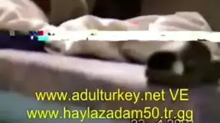 فيلم تركي صريح: قضيب عشيقها الكبير يملأ البنت المتزوجة