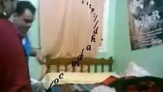 سر المرأة الناضجة: ممتعة بشاب أصغر سناً