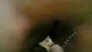 شاقط شرموطة ينيكها ويفرشها وترقصله