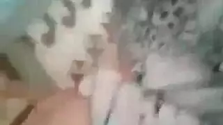 محجبة مشعرة الفرج: حركة كلب خشن