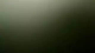 شقراء منحنية تتعرى وتلعب مع نفسها