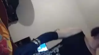مؤخرة سمراء مثيرة تلتقي بقضيب أسود ضخم في إباحية صريحة