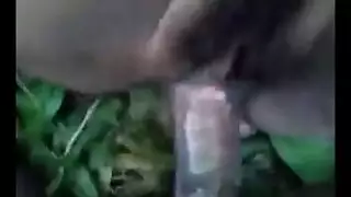 أثداء كبيرة مكشوفة في جنس صريح