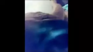 إباحية مجانية: حفلة جنس رجعية منزلية مع وضعية الكلب خارجياً وأحداث قاسية