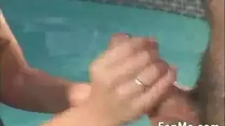 اكبر مطاطي في الطيز