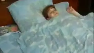 ولد ينيك اخته النائمة مترجم