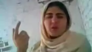 نساء ناضجات قبلات
