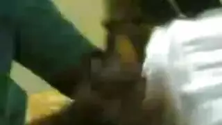 شؤون عائلية محرمة: أفلام إباحية محظورة صريحة