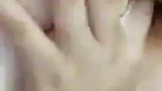 رسوم محظورة: حكايات إباحية للأب وابنته