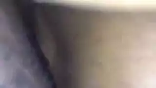 عاهرة شقراء تبتلع قضيب أسود كبير ثم تحصل على حمولة ساخنة على وجهها