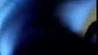 سمراء ذات أثداء ضخمة تمارس الجنس بعنف