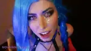 سيلينا روز تمص بعمق وتبلع