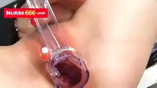 علاج الممرضة الساخن: استمناء قضيب المريض الصلب