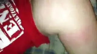 سمراء ساخنة تخون صديقها مع صديق في جنس جامح وقاسي