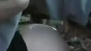 فعل جنسي علني: ممثلة شقراء تمص وتضاجع في الخارج