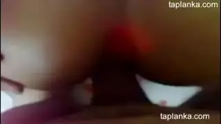 مصرية وهي تتاوه