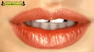 خيال المحارم: الأخت المثيرة تريه أسرار فرجها