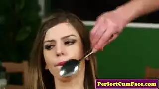 دكتور ينيك سكرتيرة