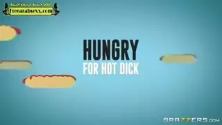 أم صديقته ذات الثديين الكبيرين تتوق لقضيبه الضخم