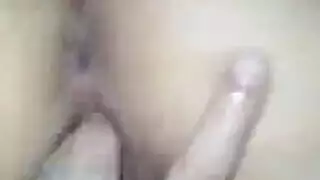 نائب الرئيس غارق نادي نسائي المعاكسات