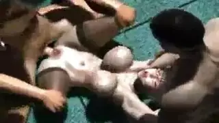 جماع جماعي صريح: نساء شيشانيات في ألمانيا