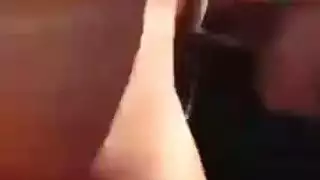 أبل جيت: الجنس الفموي العميق ووضعية الكلب
