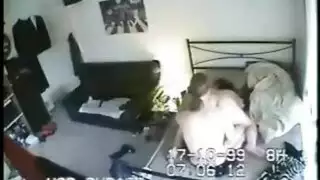 صدر كبير وجنس فموي بين الثديين مقطع جنسي