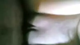إدخاله بعمق بوضعية المبشر مع قذف داخلي