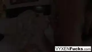 حرث مؤخرة فيكسن ستيل الضيقة في إباحية xxx