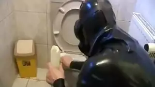 أمين المكتبة نائب الرئيس البلع كاميرا حية