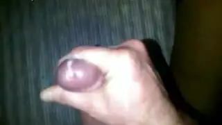 إثارة يدوية خبيرة – حلب زبه حتى يرش منيه الساخن