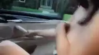 اشددي شعري: لقاء كيكي العنيف في الفناء الخلفي