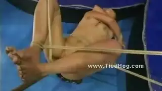 تقبيل الفم بشراسة