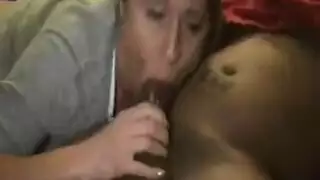 عصر ثدي حتى خروج الحليب