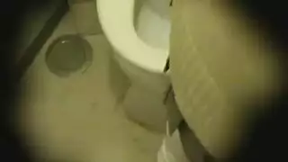 لما تقوم الصبح من المعاد ياخذها حبيبه ويحطها عالبيت وحمي وهيك لا تدعي عليها باول