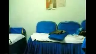 سكرتيرة شقية ومديرها العاشق للنساء في حالة فعل