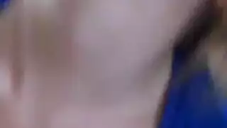 تدليك أب وابنته إكس إكس إكس يتحول إلى جنس عنيف