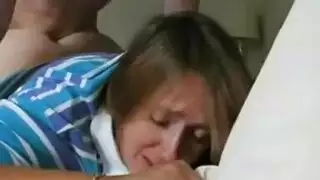 شرج غير راغب بين أشقاء مؤلم وغير مرغوب