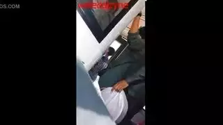 تحرش مخفي في الأتوبيس بفتاة محجبة
