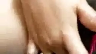 الثدي بالإصبع سد